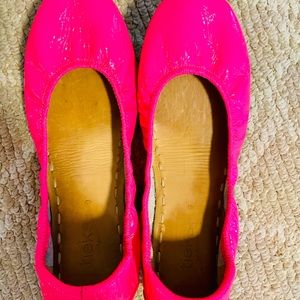 Pop Pink Patent Tieks, 9